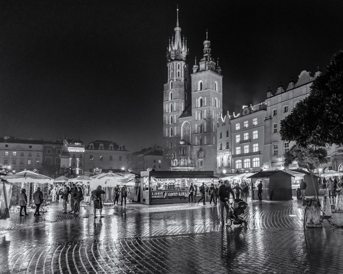 Last Floor Apartment - Krakow City Center Close To Old Town المظهر الخارجي الصورة