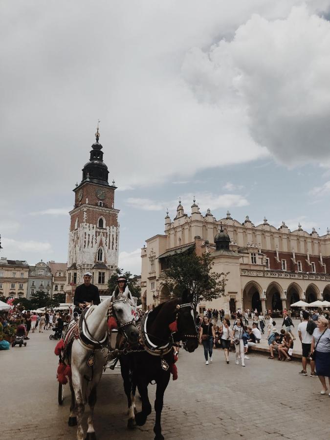 Last Floor Apartment - Krakow City Center Close To Old Town المظهر الخارجي الصورة